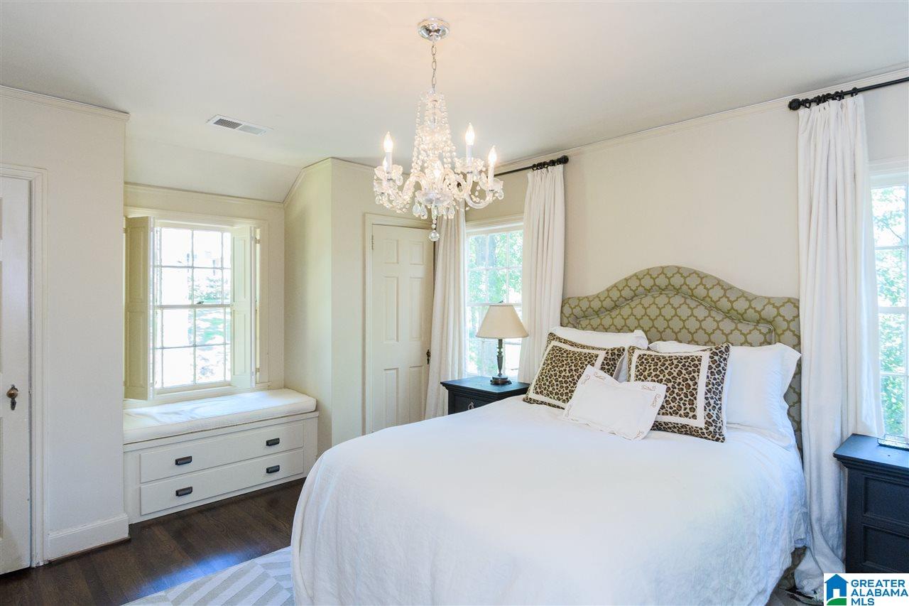 2931 Balmoral Road Birmingham, AL 35223 - Photo 22 of 35
