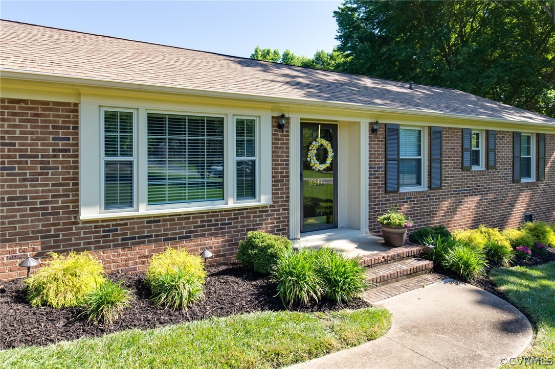 10540 Greglynn Road Chesterfield, VA 23236 - Photo 3 of 22 Gallery Image 3
