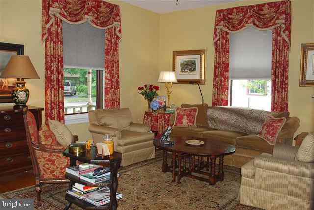 31 East Ridge Street Carlisle, PA 17013 - Photo 6 of 13 Gallery Image 6