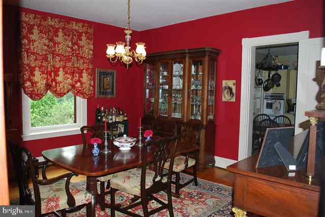31 East Ridge Street Carlisle, PA 17013 - Photo 7 of 13 Gallery Image 7