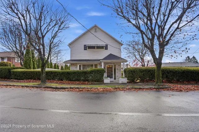 $195,000 | 202 Lidy Road, Dupont, PA 18641