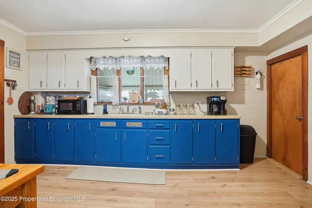 $195,000 | 202 Lidy Road, Dupont, PA 18641