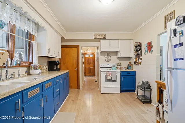 $195,000 | 202 Lidy Road, Dupont, PA 18641