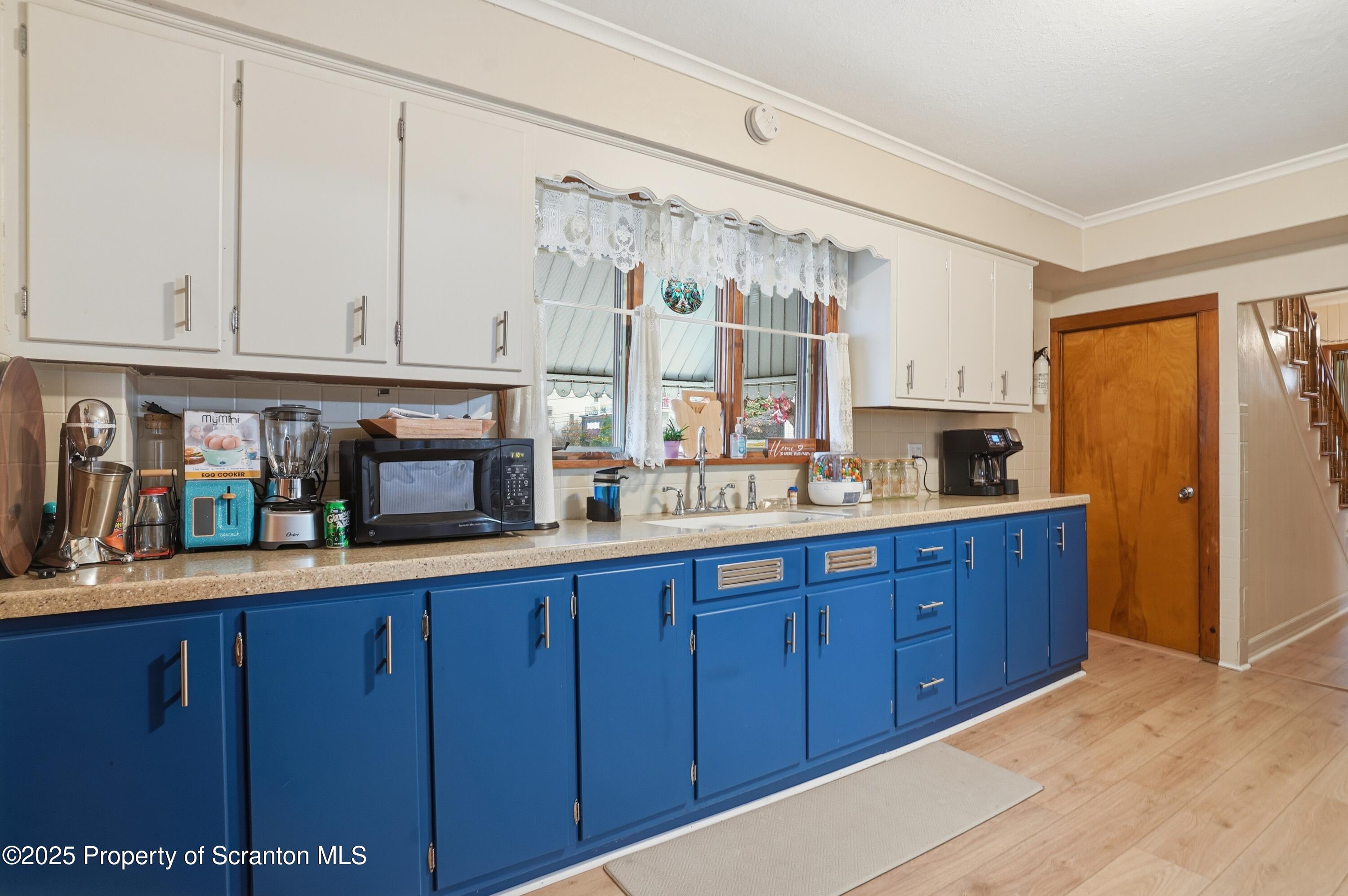 202 Lidy Road Dupont, PA 18641 - Photo 18 of 43 Kitchen