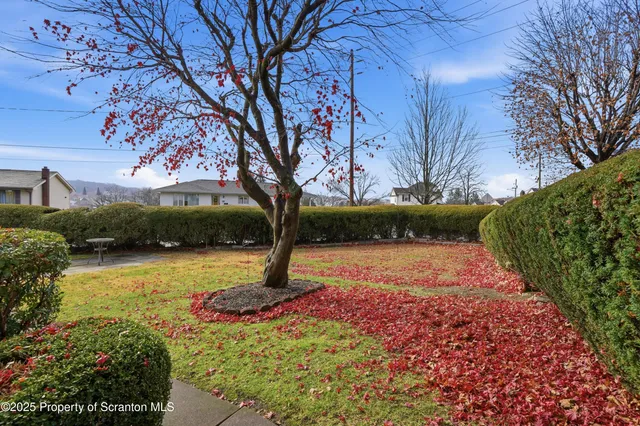 $195,000 | 202 Lidy Road, Dupont, PA 18641