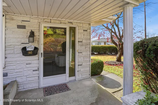 $195,000 | 202 Lidy Road, Dupont, PA 18641