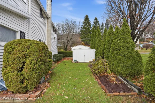 $195,000 | 202 Lidy Road, Dupont, PA 18641