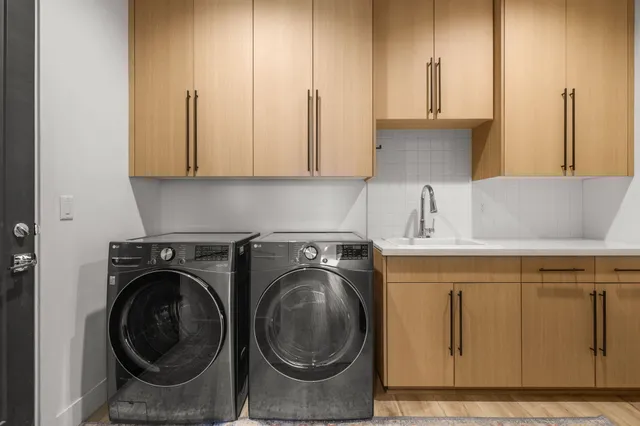 $649,000 | 1363 Spinnaker Drive, Redding, CA 96003