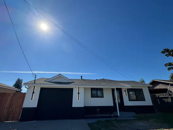 a view of a house with roof deck