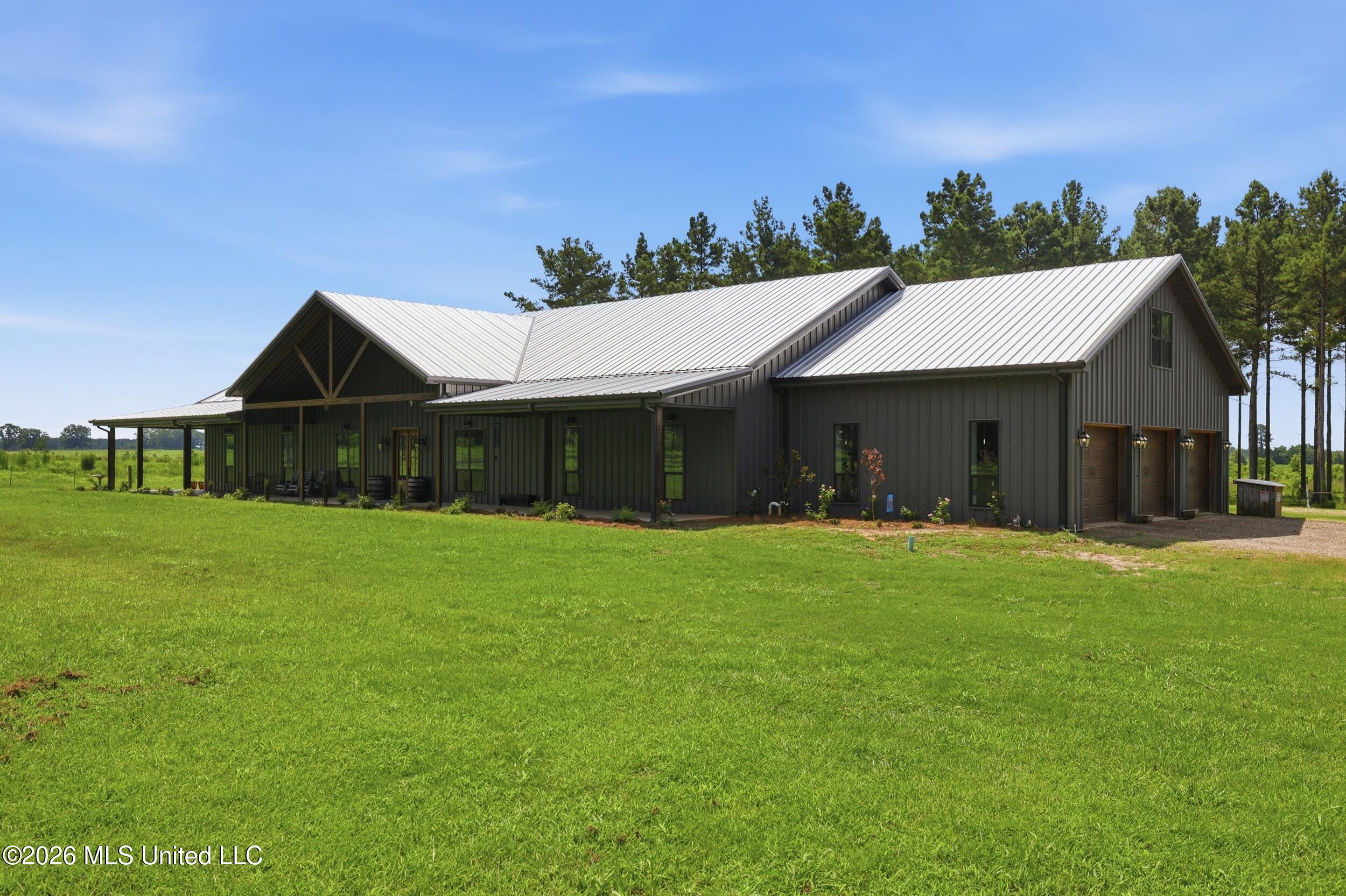 646 Myrick Strengthford Road Laurel, MS 39443 - Photo 3 of 119 3_r6__5652