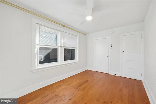 $1,895 | 407-409 South Street, Philadelphia, PA 19147