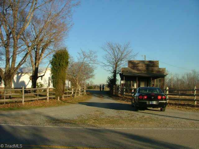 3461 Cunningham Road Thomasville, NC 27360 - Photo 5 of 5 Other.