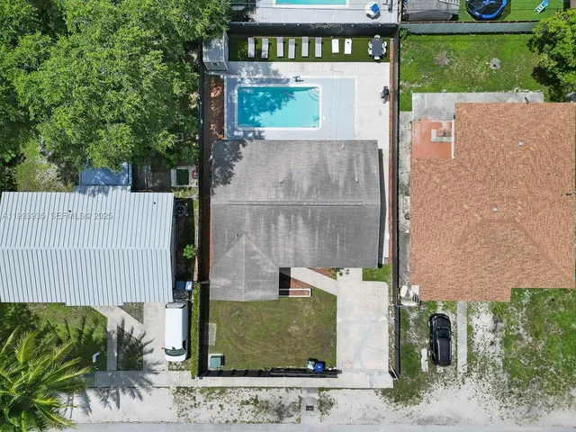 $4,500 | 560 Northeast 161st Street, Miami, FL 33162