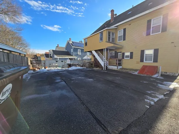 $1,500 | 4 Sutherland Street, Unit 41, Lowell, MA 01850