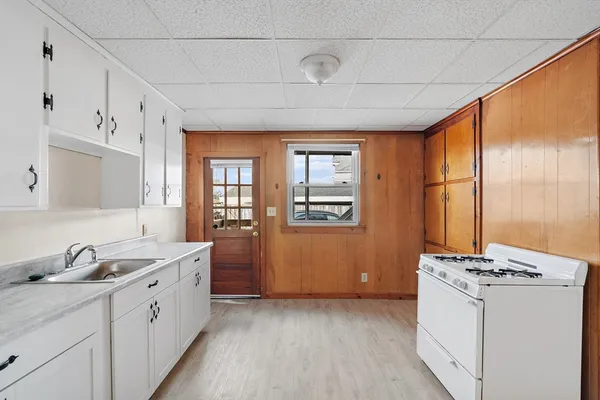 $1,500 | 4 Sutherland Street, Unit 41, Lowell, MA 01850