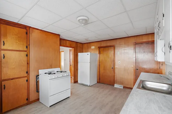 $1,500 | 4 Sutherland Street, Unit 41, Lowell, MA 01850