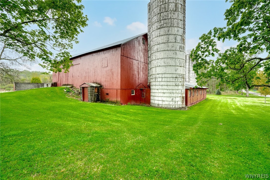 3309 Bailey Road Bloomfield, NY 14469 - Photo 6 of 36