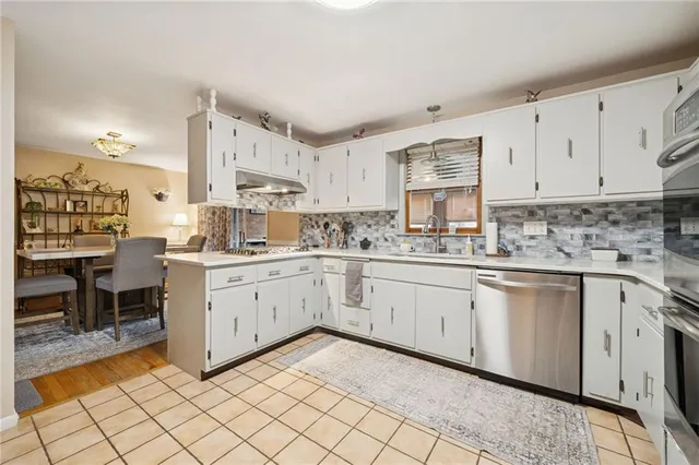 $264,900 | 1402 Swede Hill Road, Greensburg, PA 15601