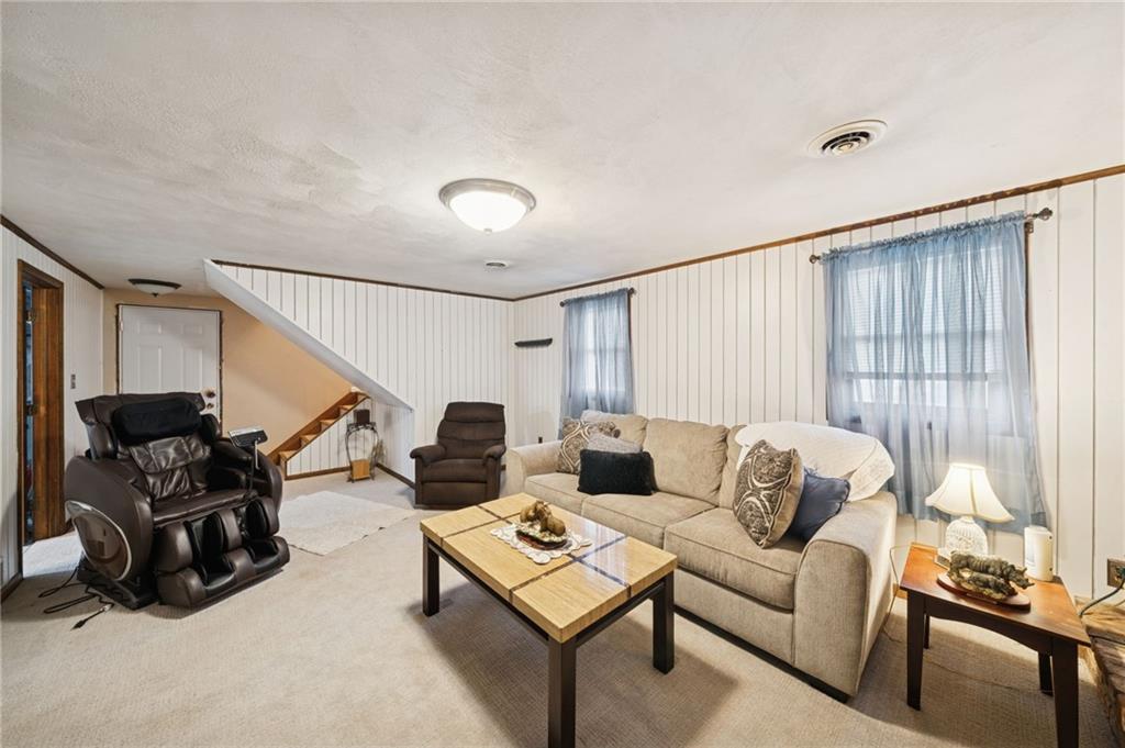 1402 Swede Hill Road Greensburg, PA 15601 - Photo 25 of 38