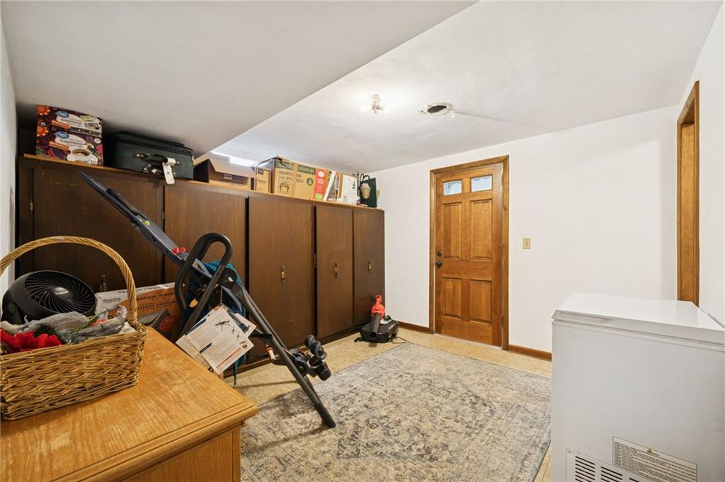 1402 Swede Hill Road Greensburg, PA 15601 - Photo 28 of 38