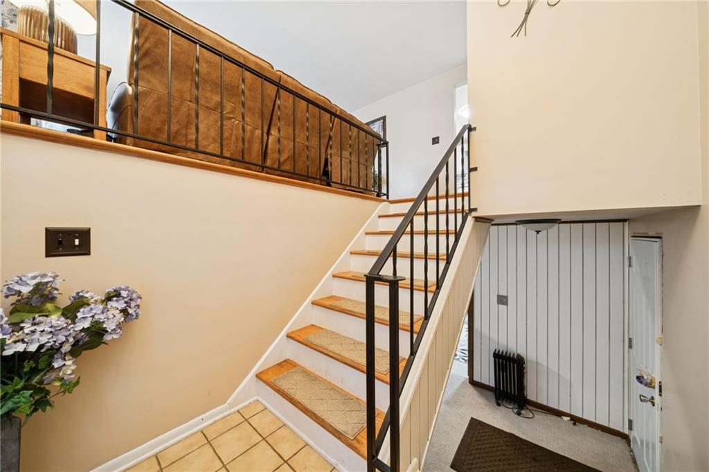 1402 Swede Hill Road Greensburg, PA 15601 - Photo 4 of 38