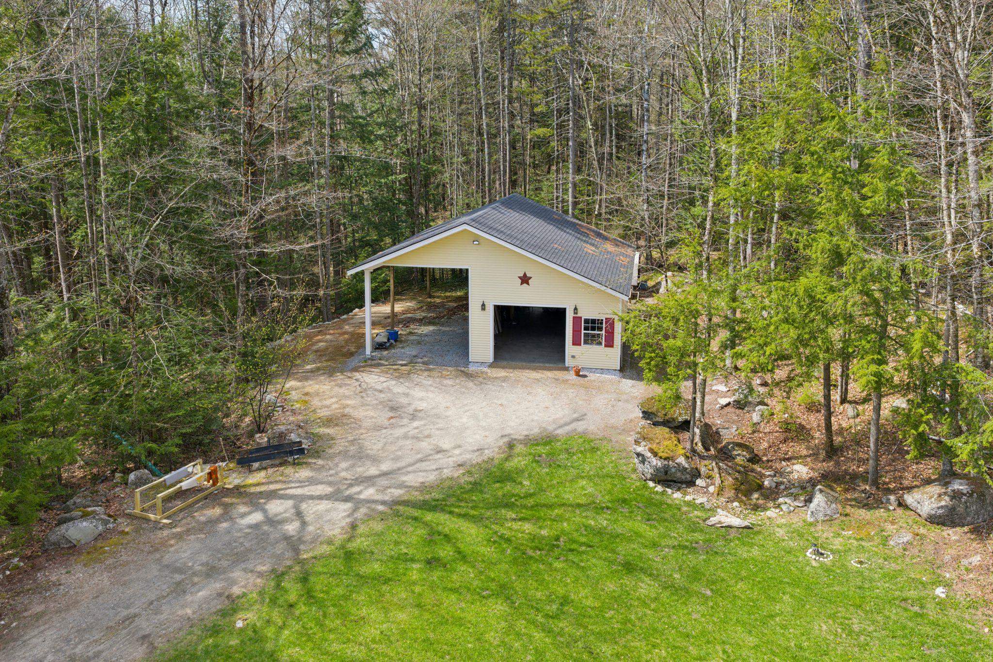66 Sparrowhawk Road New London, NH 03257 - Photo 29 of 32