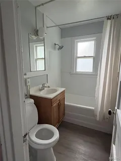 $1,500 | 539 North Elm Avenue, Webster Groves, MO 63119