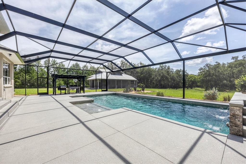 1355 Debrecen Road Sarasota, FL 34240 - Photo 36 of 52 Sun Seating Area