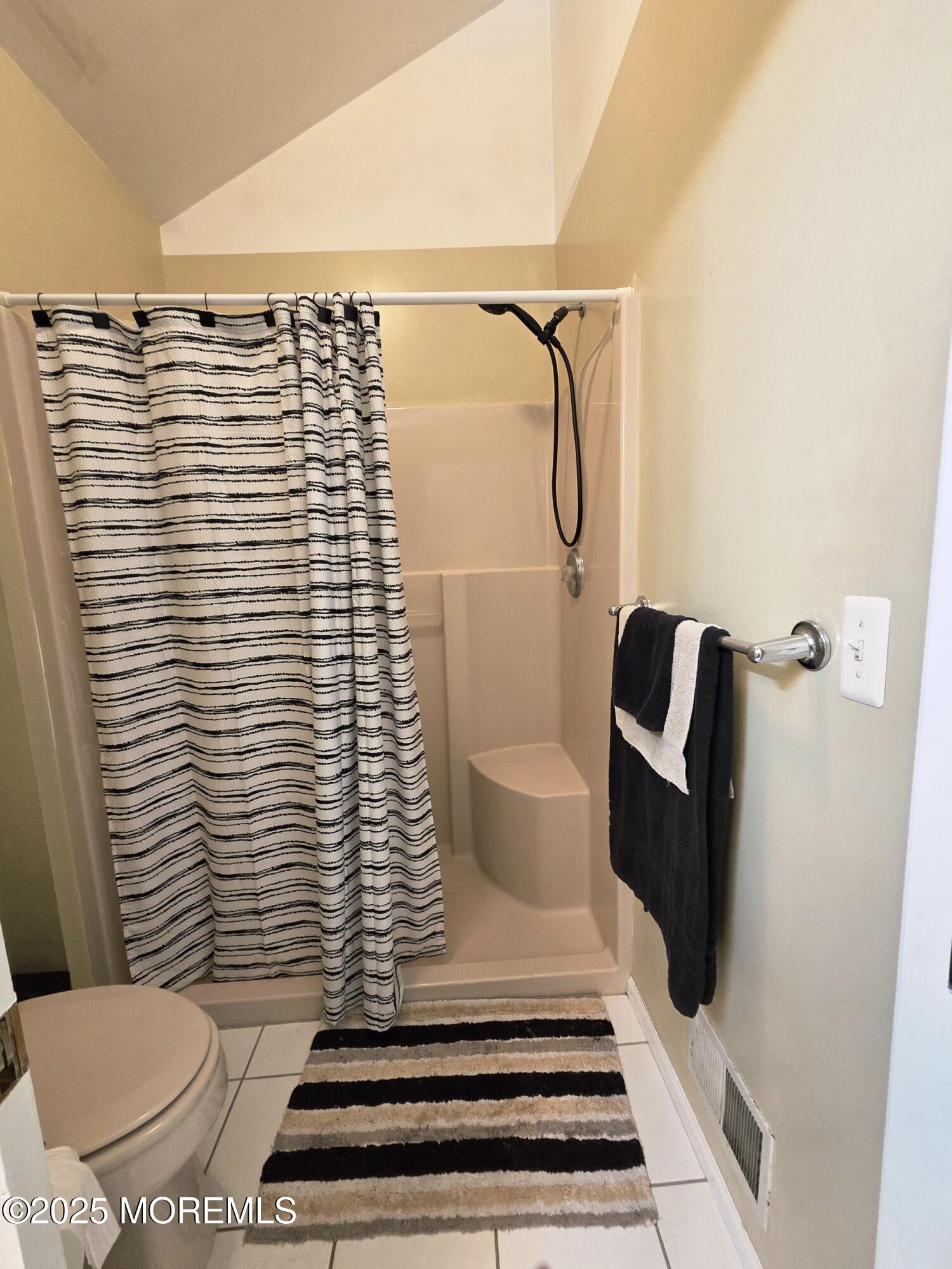 823 Herbertsville Road Brick, NJ 08724 - Photo 25 of 41 823 bath3a