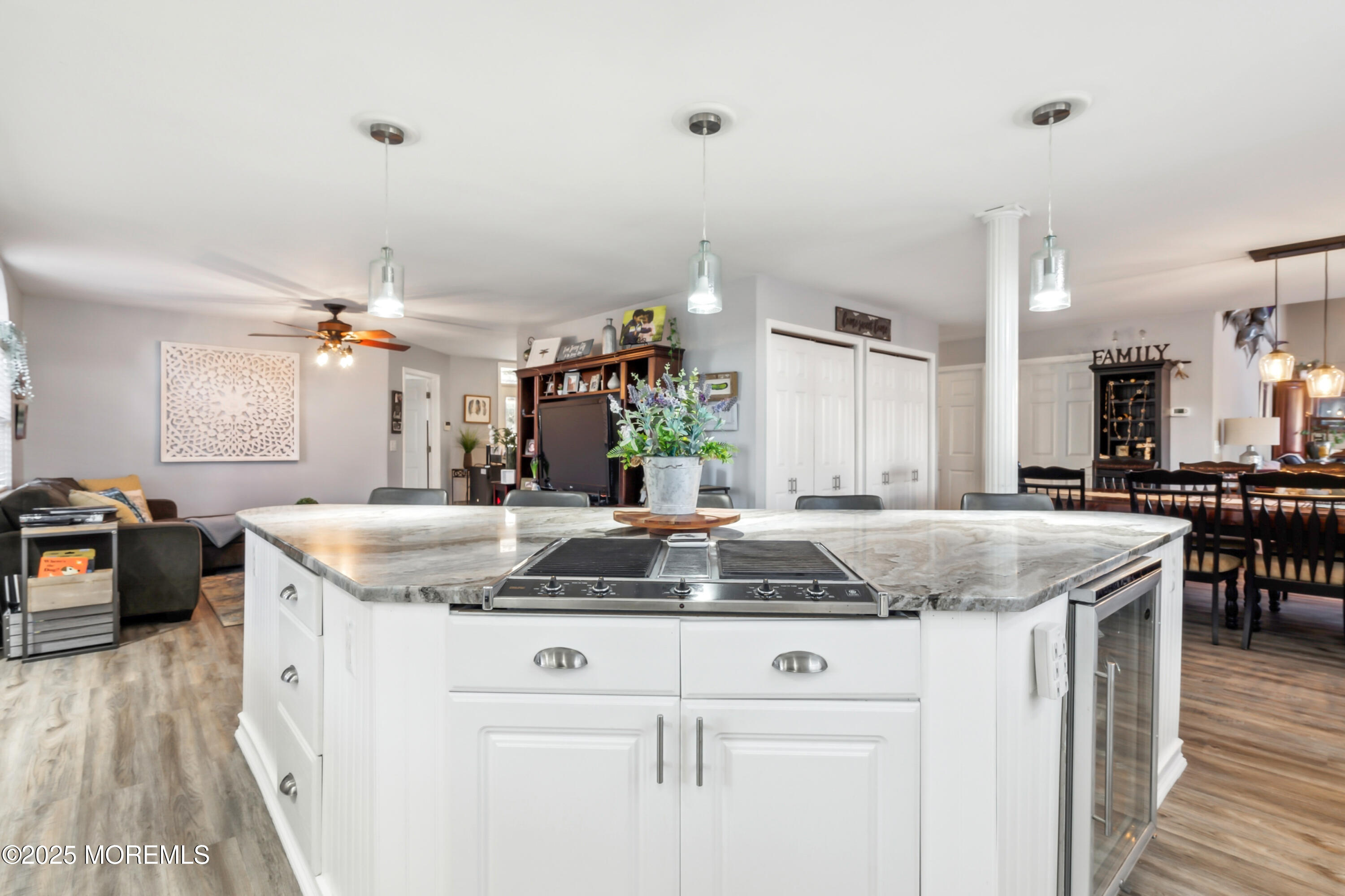 823 Herbertsville Road Brick, NJ 08724 - Photo 7 of 41 7