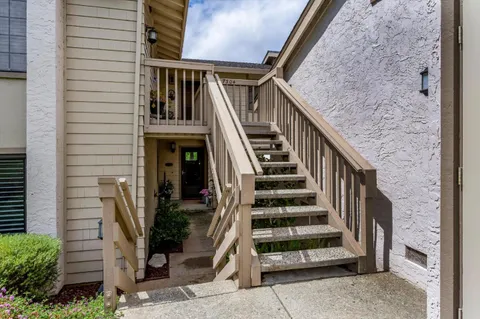 $950,000 | 7305 Vía Granja, San Jose, CA 95135