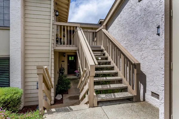 $950,000 | 7305 VÃa Granja, San Jose, CA 95135