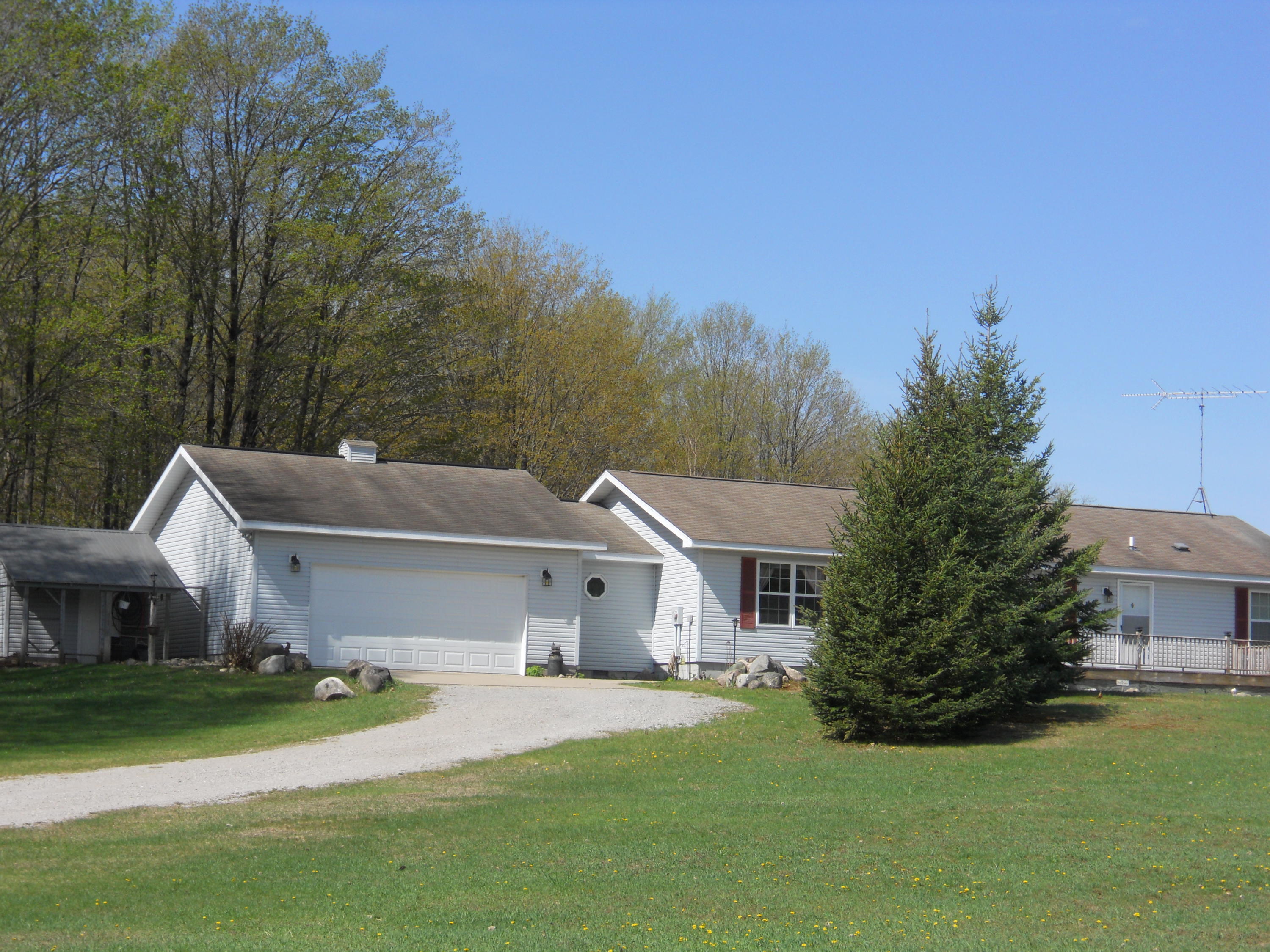 1550 Patterson Road Elmira, MI 49730 - Photo 1 of 35 Gallery Image 1