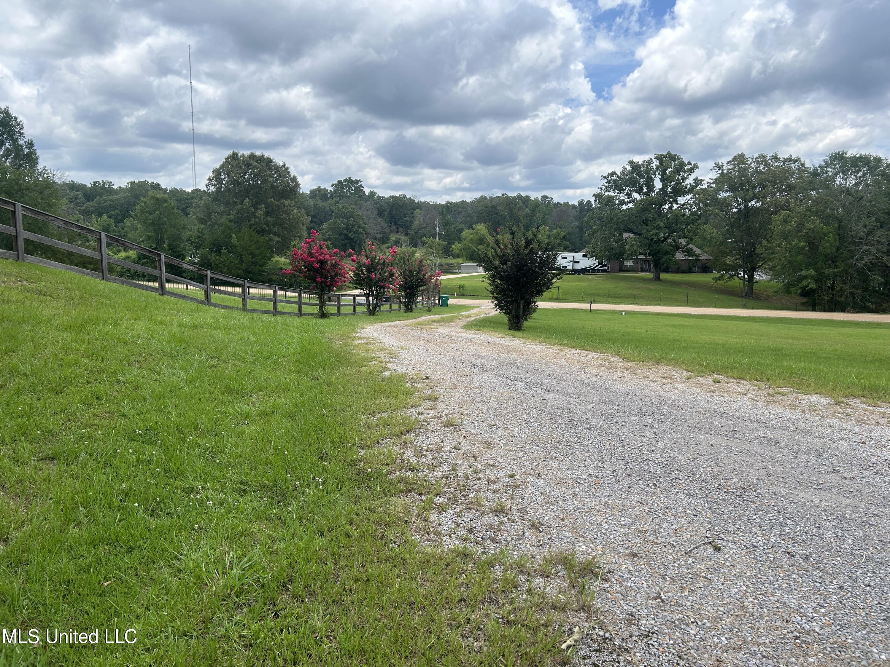 3036 7 Springs Road Raymond, MS 39154 - Photo 3 of 28 IMG_5519