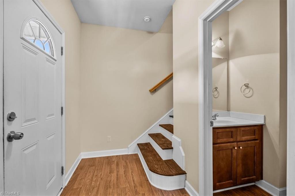 810 Mobile Street High Point, NC 27260 - Photo 4 of 28 Gallery Image 4