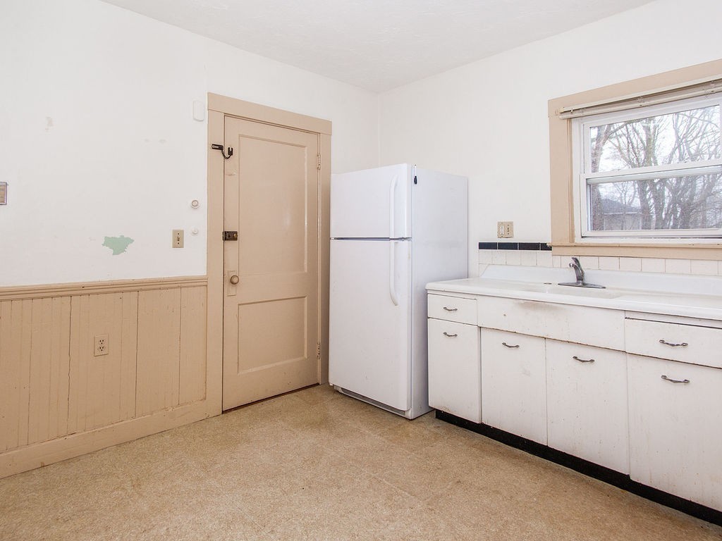 49-51 Bates Road Watertown, MA 02472 - Photo 11 of 30 Gallery Image 11