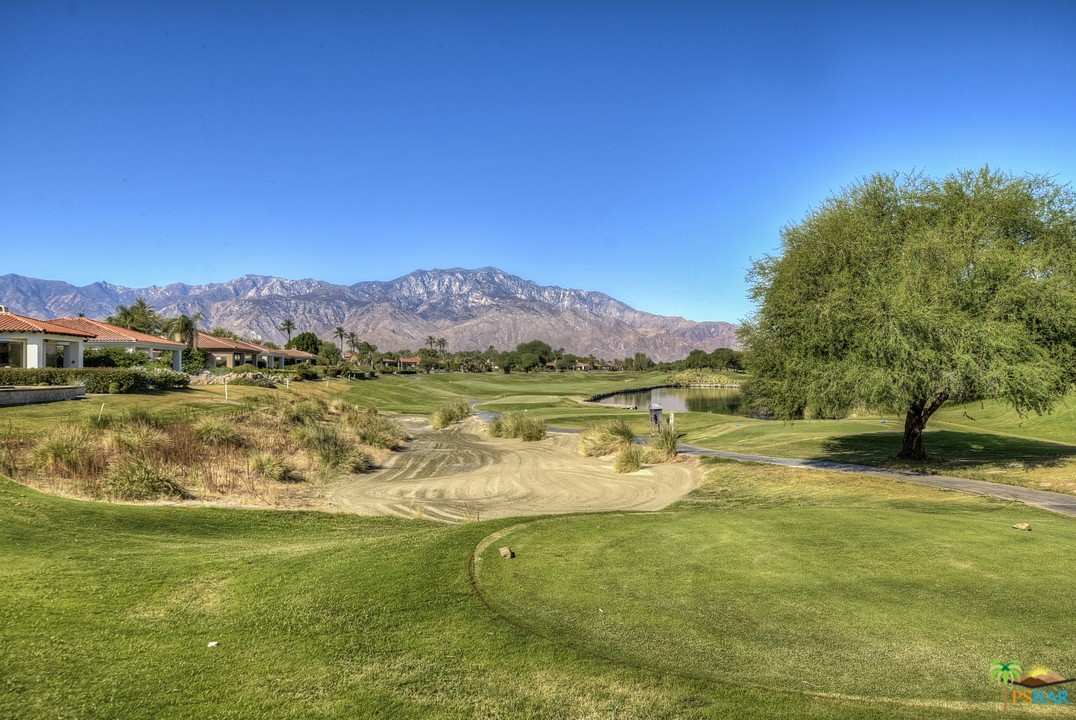 166 Loch Lomond Road Rancho Mirage, CA 92270 - Photo 3 of 52 Gallery Image 3