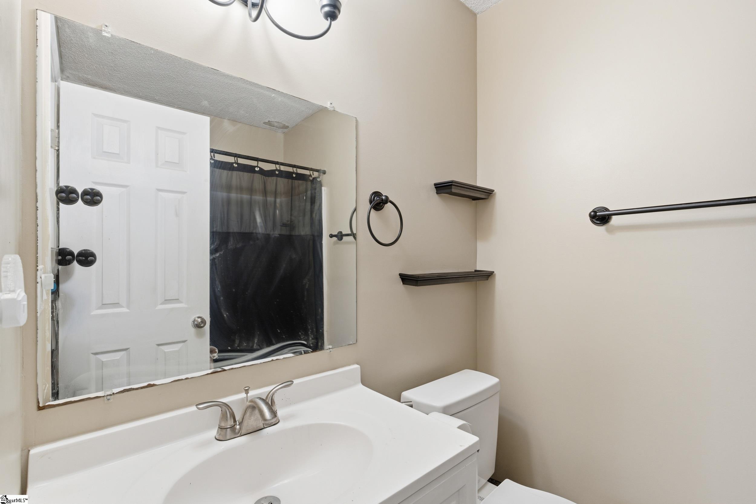 825 Railroad Street Pickens, SC 29671 - Photo 13 of 28