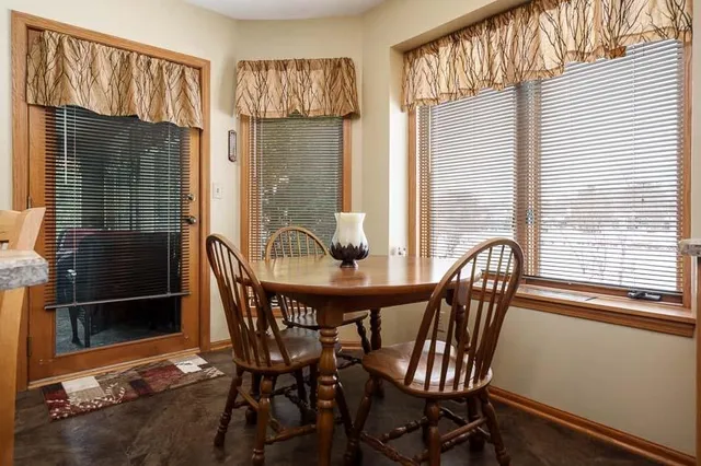 $335,000 | 6430 Old Hunters Run, Rockford, IL 61114