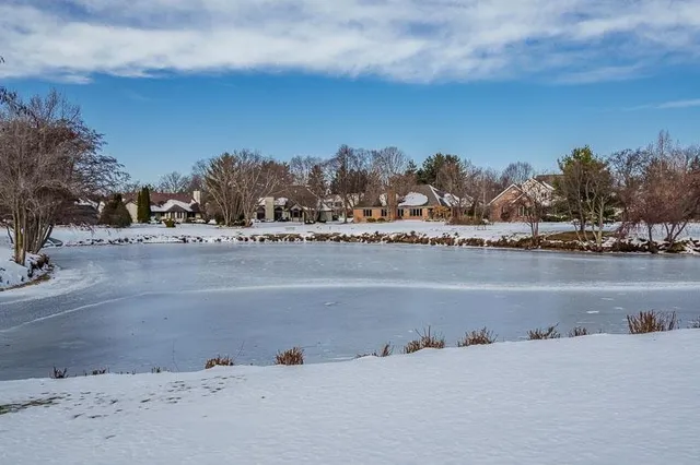 $335,000 | 6430 Old Hunters Run, Rockford, IL 61114