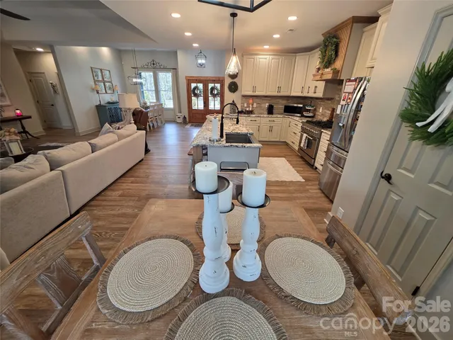 $859,999 | 425 West North Corner Road, Lancaster, SC 29720