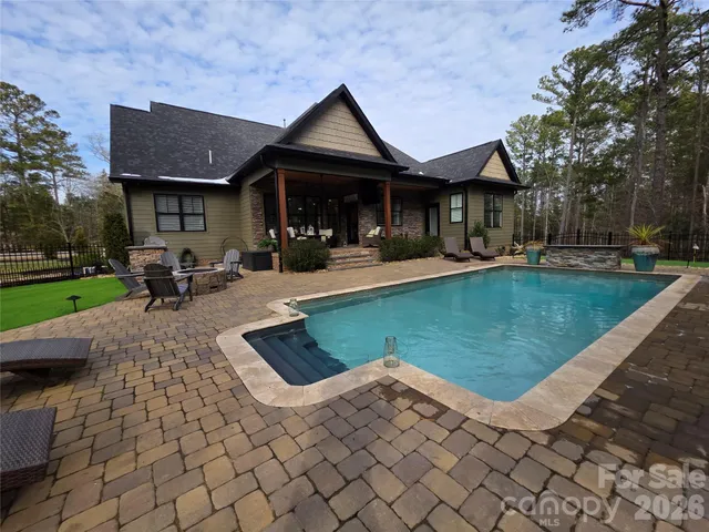 $859,999 | 425 West North Corner Road, Lancaster, SC 29720