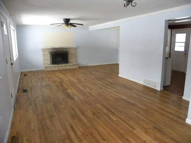 923 North Warren Road Spokane Valley, WA 99216 - Photo 2 of 9 Gallery Image 2