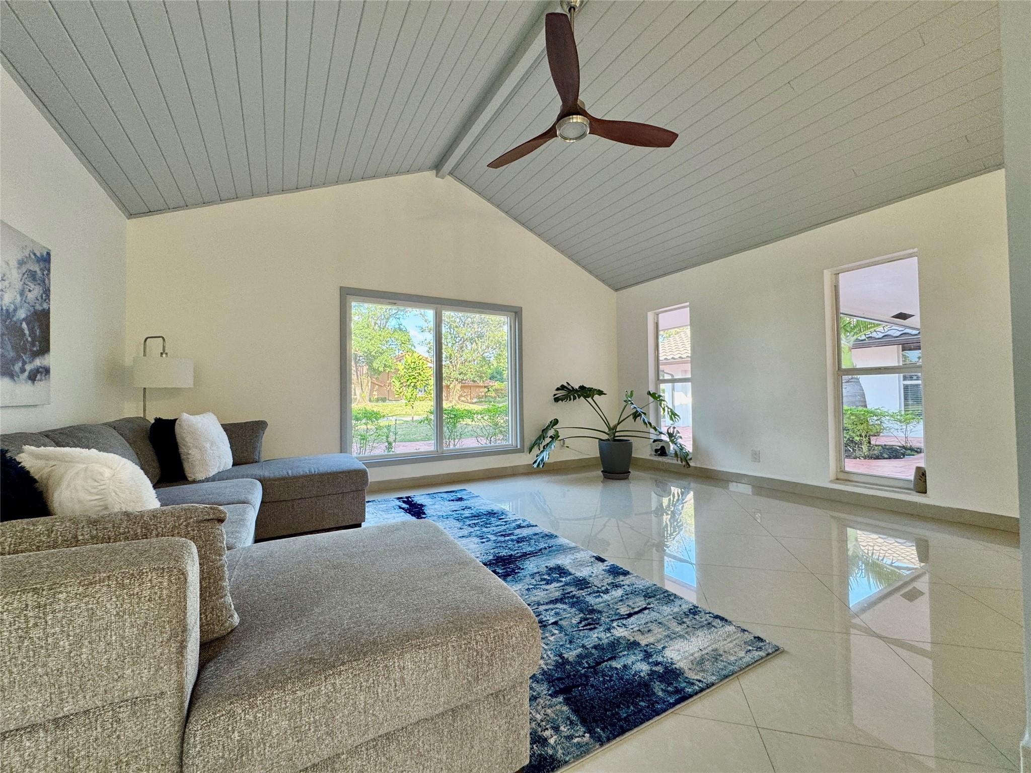 481 West Tropical Way Plantation, FL 33317 - Photo 21 of 43 Photo 21