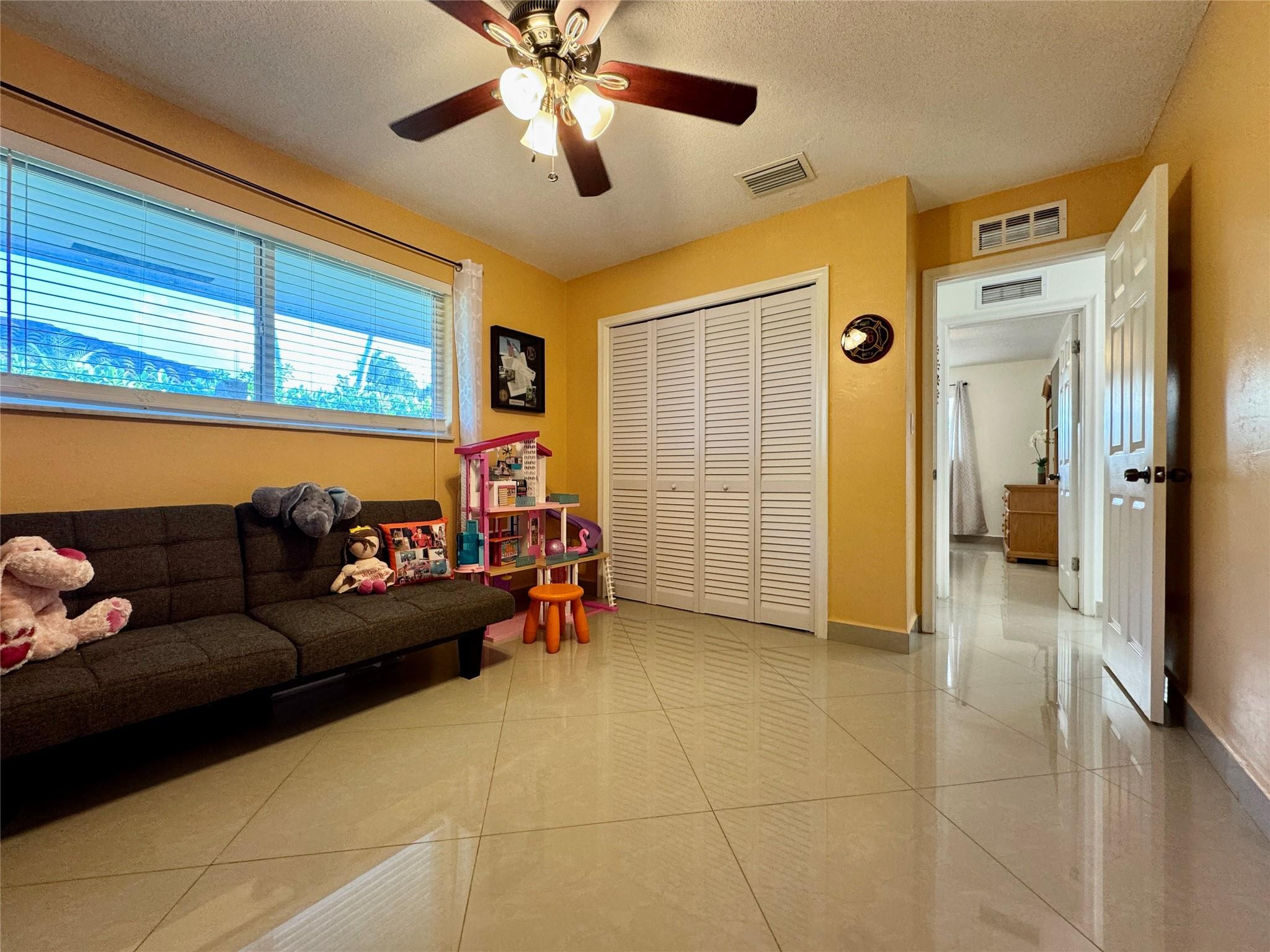481 West Tropical Way Plantation, FL 33317 - Photo 33 of 43 Photo 33