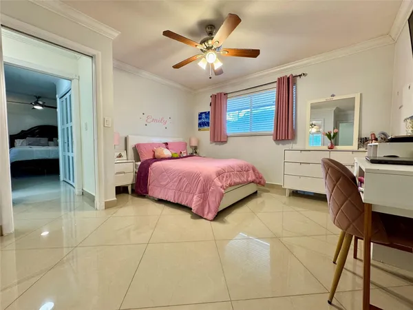 $6,800 | 481 West Tropical Way, Plantation, FL 33317