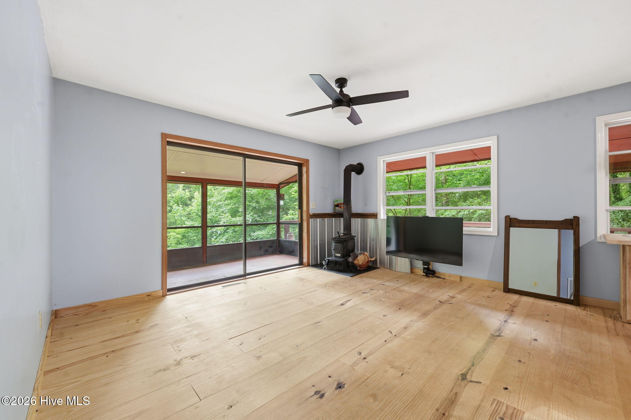 158 Mountain Stream Road Murphy, NC 28906 - Photo 13 of 40 13-web-or-mls-VDR_1287