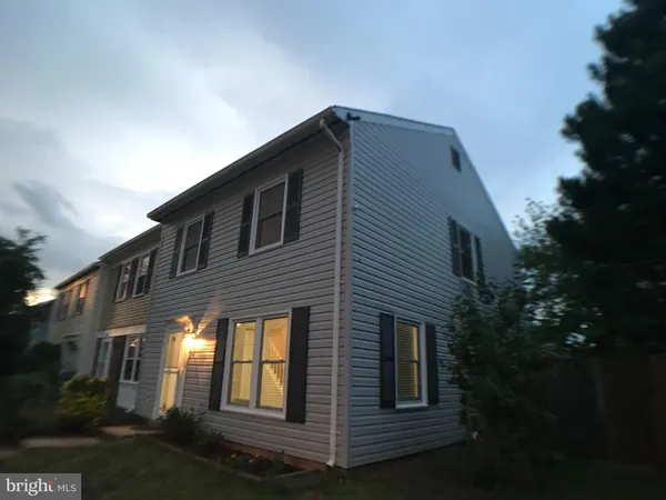 $2,600 | 8970 Miles Place, Manassas, VA 20110