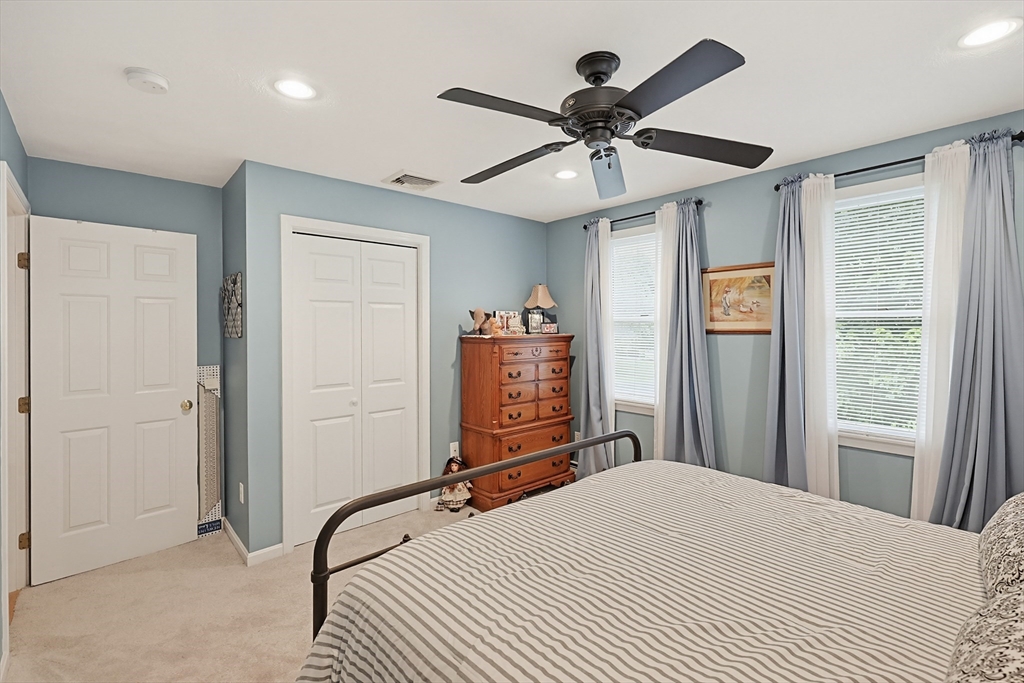 5 Otter Pond Road Lynnfield, MA 01940 - Photo 25 of 42