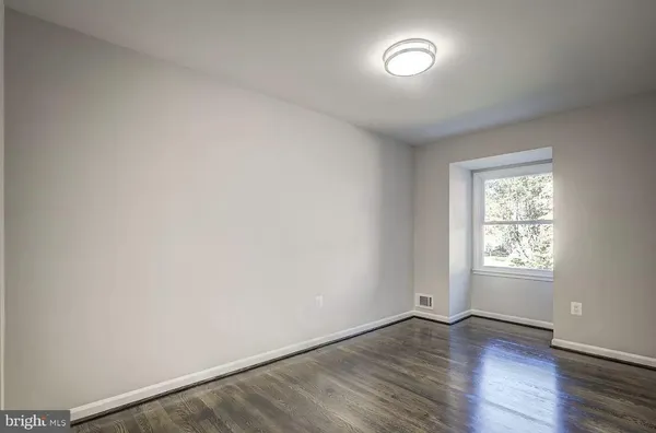 $2,500 | 14822 Bryan Court, Woodbridge, VA 22193